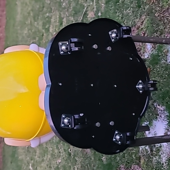 Yellow M & M guy - Picture 8 of 8